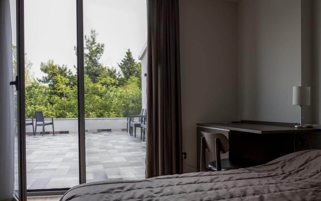 Romantique Dojran Hotel Phòng bức ảnh