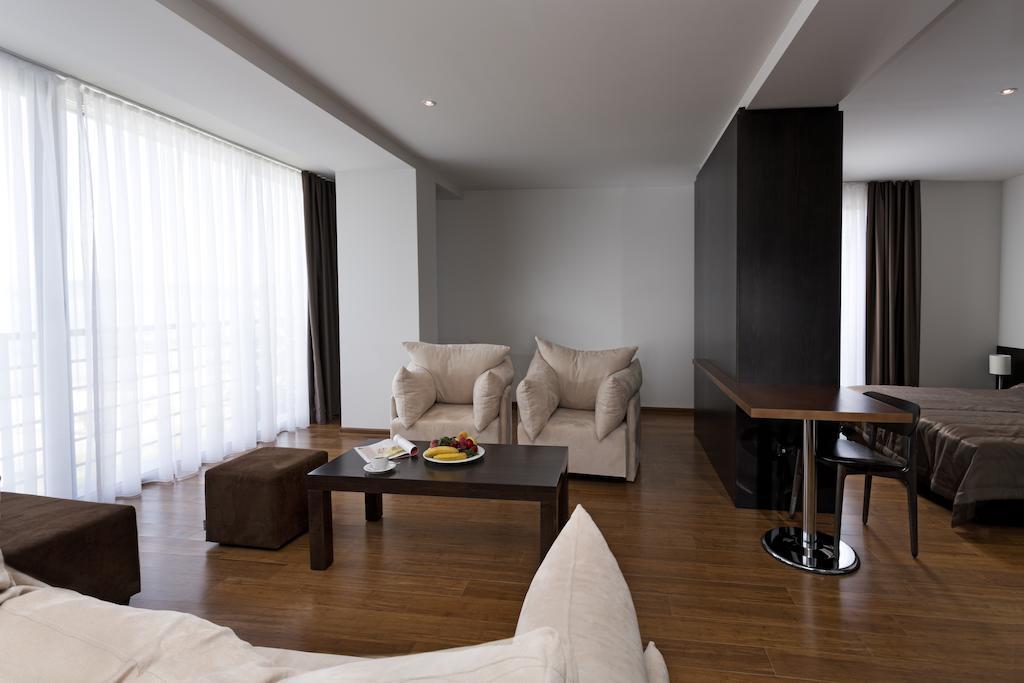 Romantique Dojran Hotel Ngoại thất bức ảnh